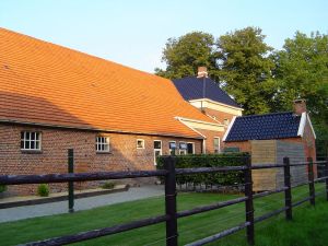 Zijaanzicht Stoeterij Renken.